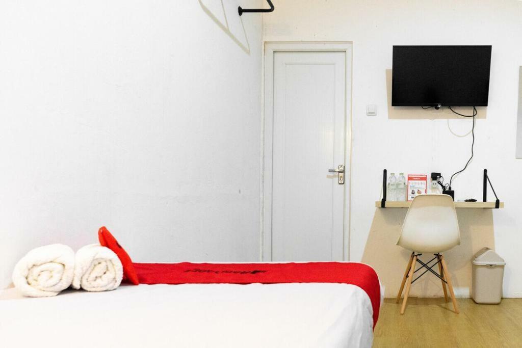 Fybed Aparthotel Semarang Ngoại thất bức ảnh