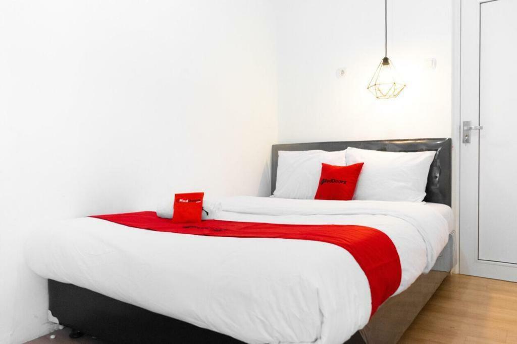 Fybed Aparthotel Semarang Ngoại thất bức ảnh