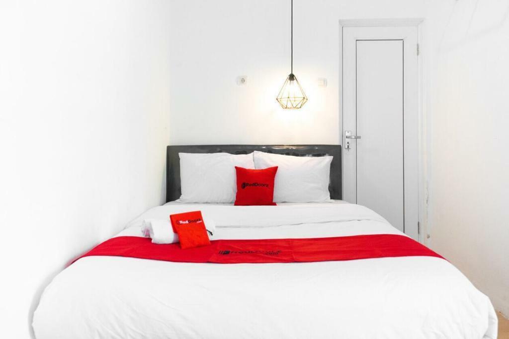Fybed Aparthotel Semarang Ngoại thất bức ảnh